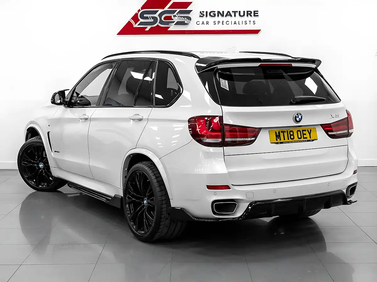 Used 2018 BMW X5 M Sport Mineral White - Interior and Exterior details 9