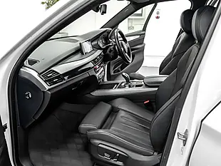 Used 2018 BMW X5 M Sport Mineral White - Interior and Exterior details 11