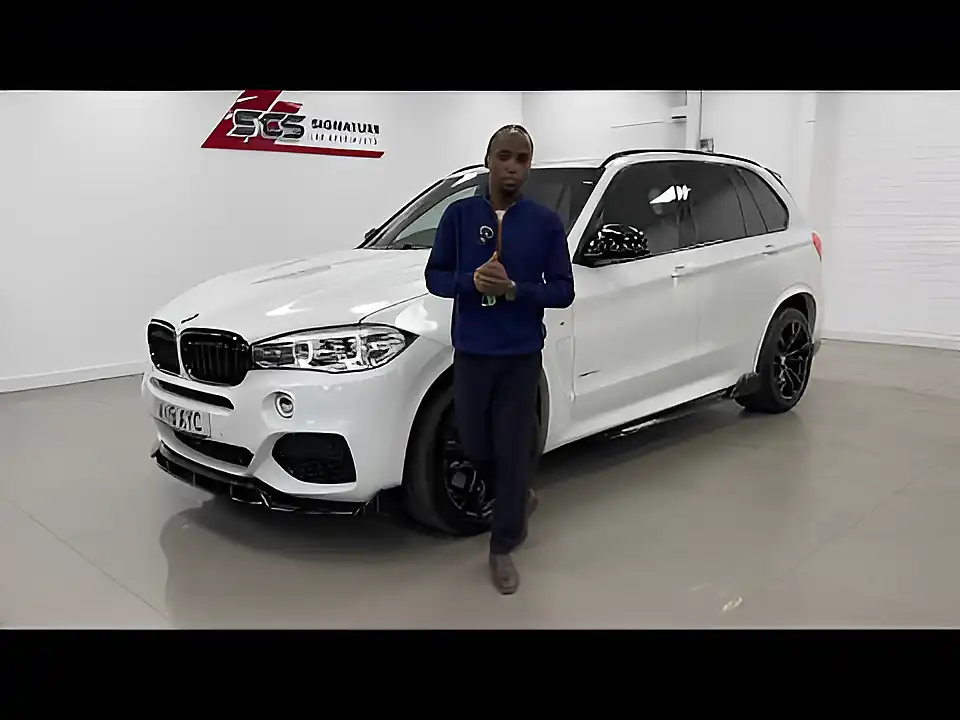Used 2018 BMW X5 M Sport Mineral White - Interior and Exterior details 20