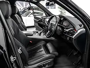 Used 2018 BMW X5 M Sport Sapphire Black - Interior and Exterior details 14