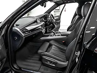 Used 2018 BMW X5 M Sport Sapphire Black - Interior and Exterior details 15