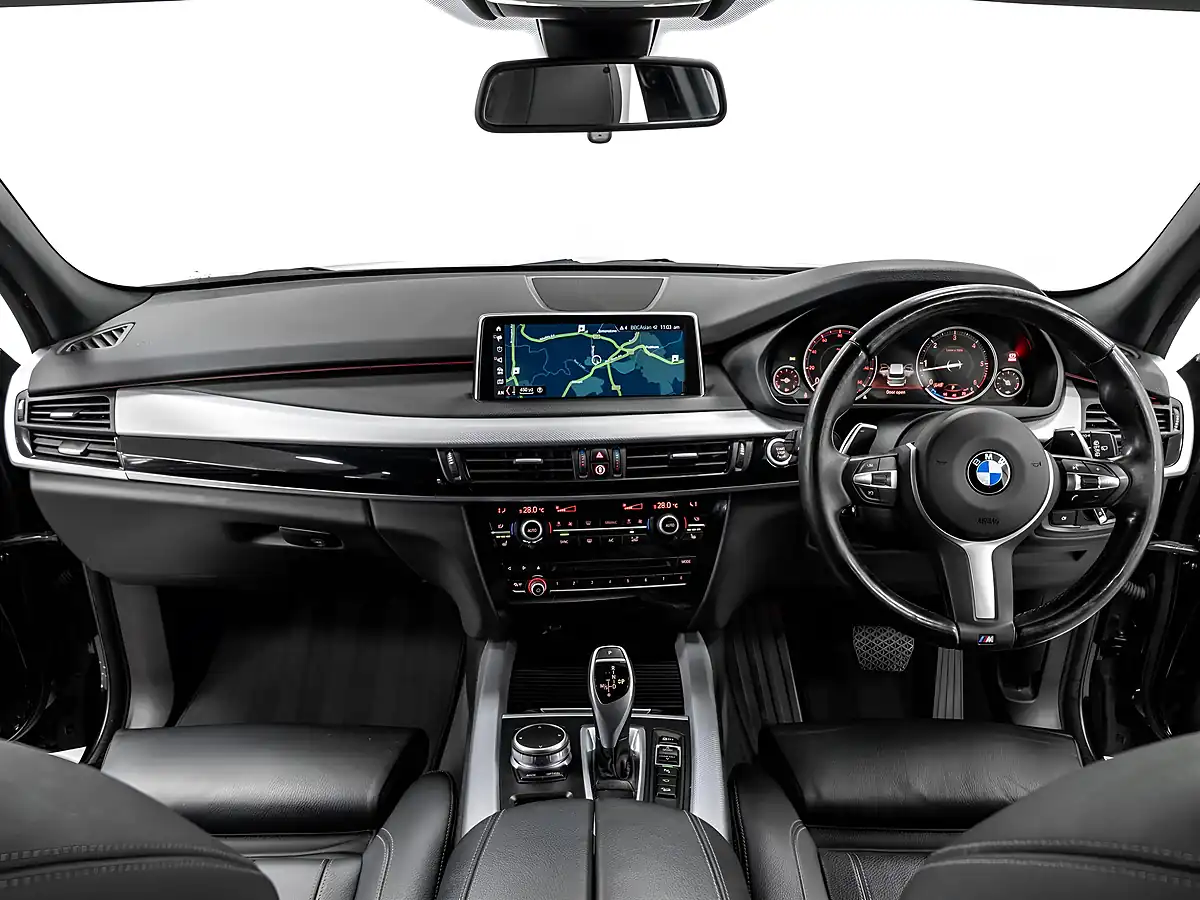 Used 2018 BMW X5 M Sport Sapphire Black - Interior and Exterior details 18