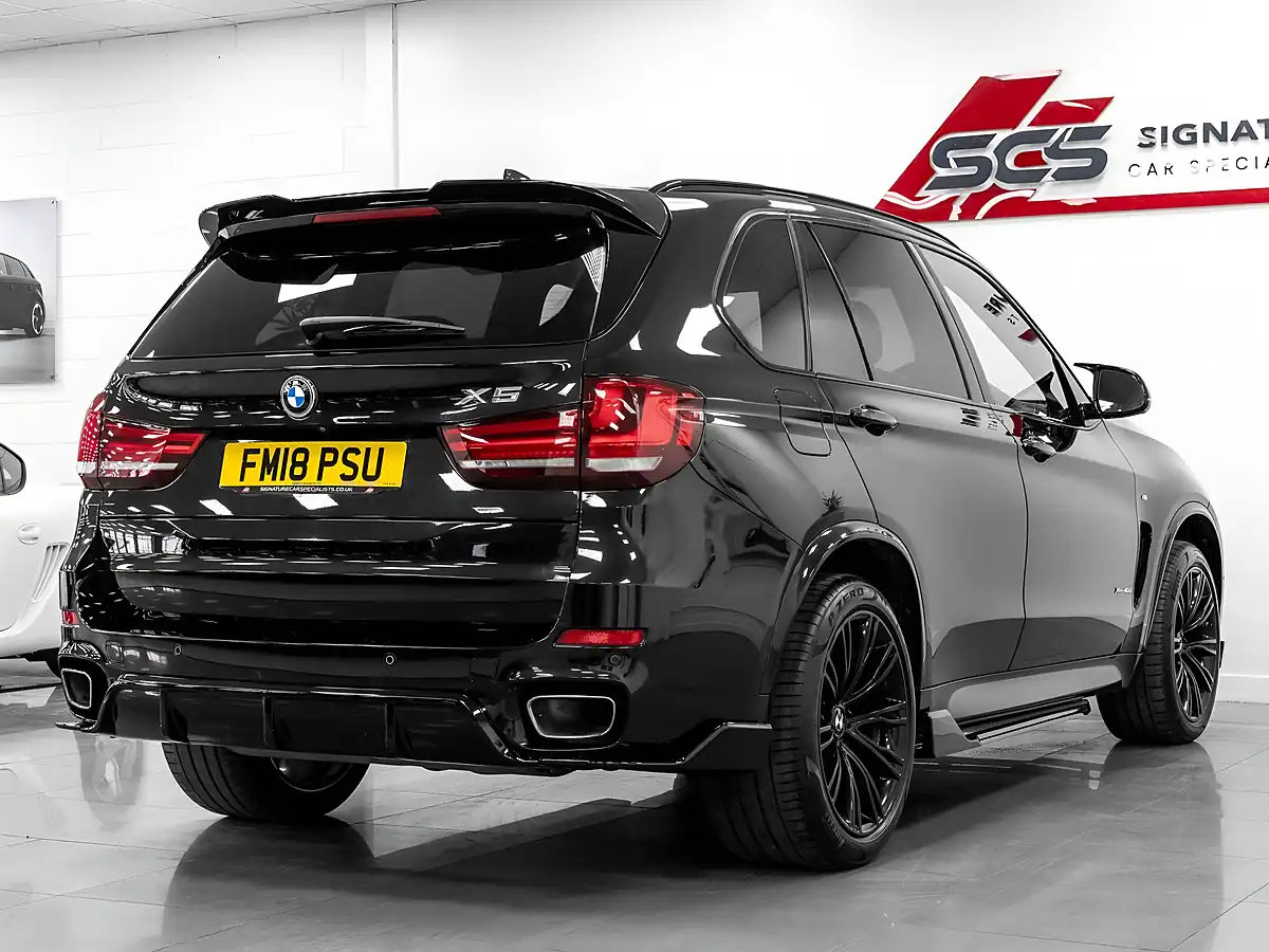 Used 2018 BMW X5 M Sport Sapphire Black - Interior and Exterior details 4