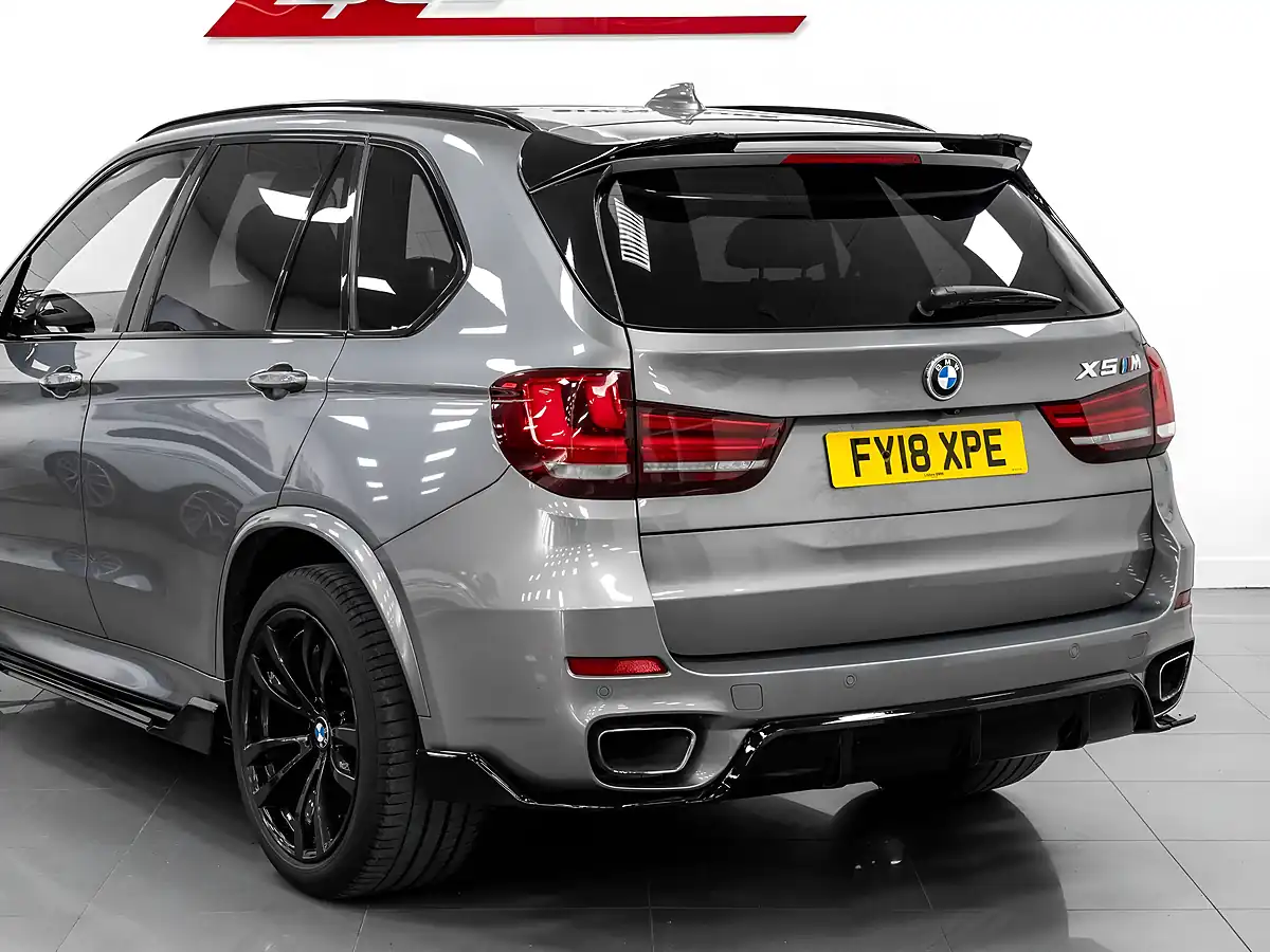 Used 2018 BMW X5 M Sport Space Grey - Interior and Exterior details 11
