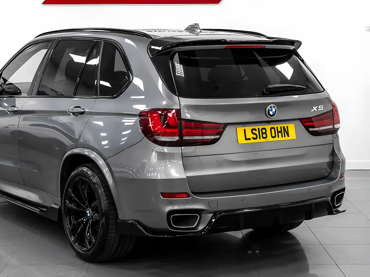 Used 2018 BMW X5 M Sport Space Grey - Interior and Exterior details 11