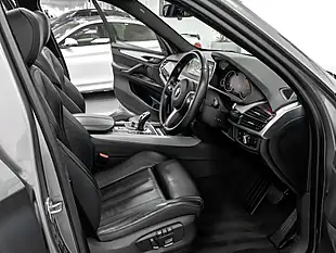 Used 2018 BMW X5 M Sport Space Grey - Interior and Exterior details 16