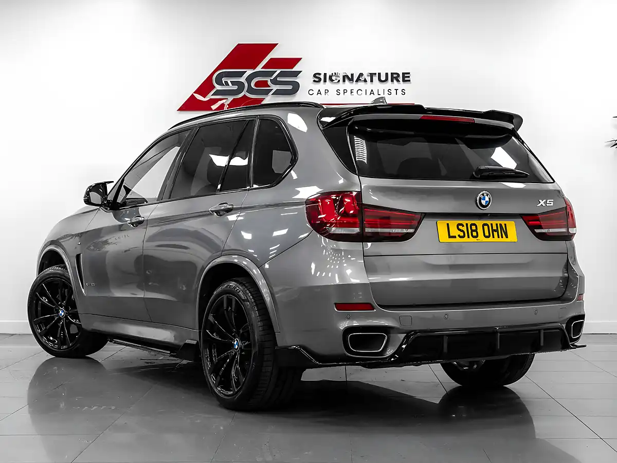 Used 2018 BMW X5 M Sport Space Grey - Interior and Exterior details 4