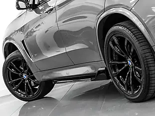 Used 2018 BMW X5 M Sport Space Grey - Interior and Exterior details 10