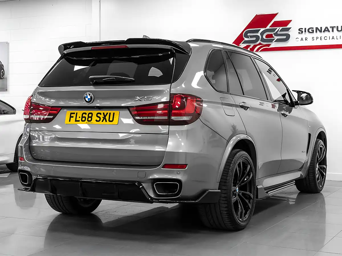 Used 2018 BMW X5 M Sport Space Grey - Interior and Exterior details 4