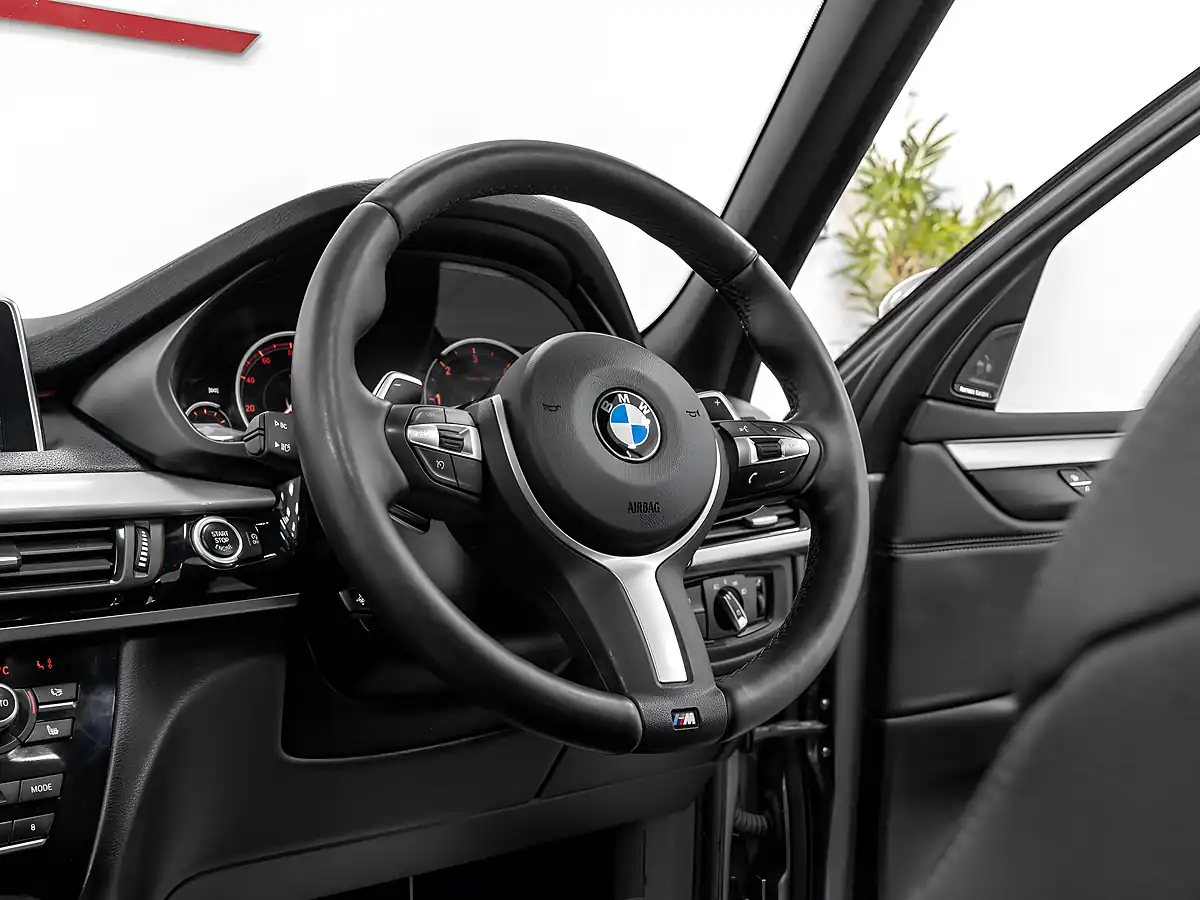 Used 2018 BMW X5 M Sport Space Grey - Interior and Exterior details 13