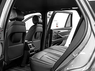 Used 2018 BMW X5 M Sport Space Grey - Interior and Exterior details 16