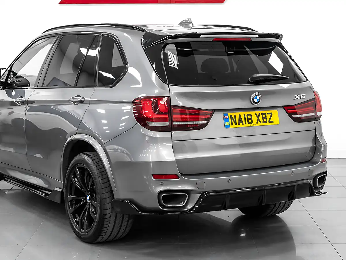 Used 2018 BMW X5 M Sport Space Grey - Interior and Exterior details 10