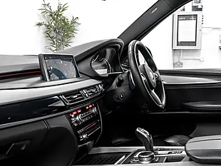 Used 2018 BMW X5 M Sport Space Grey - Interior and Exterior details 17