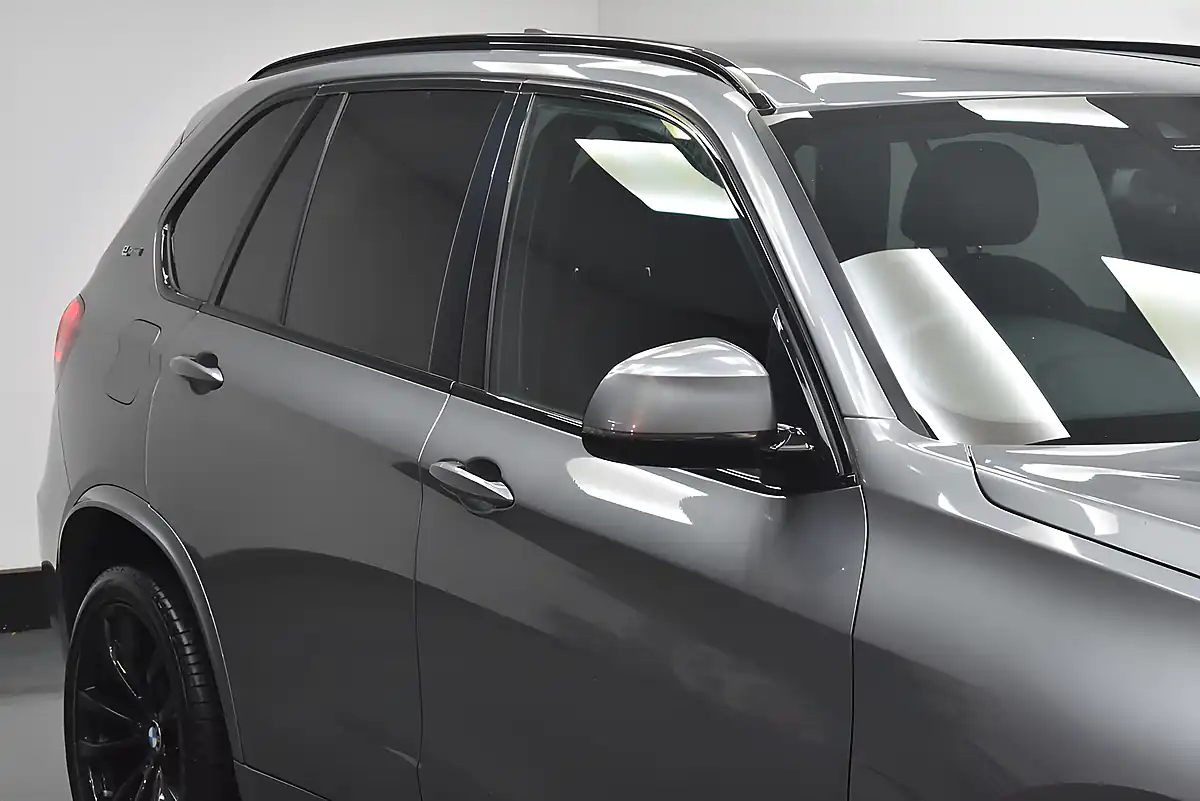 Used 2018 BMW X5 M Sport Space Grey - Interior and Exterior details 14