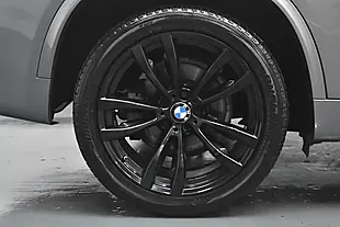 Used 2018 BMW X5 M Sport Space Grey - Interior and Exterior details 15