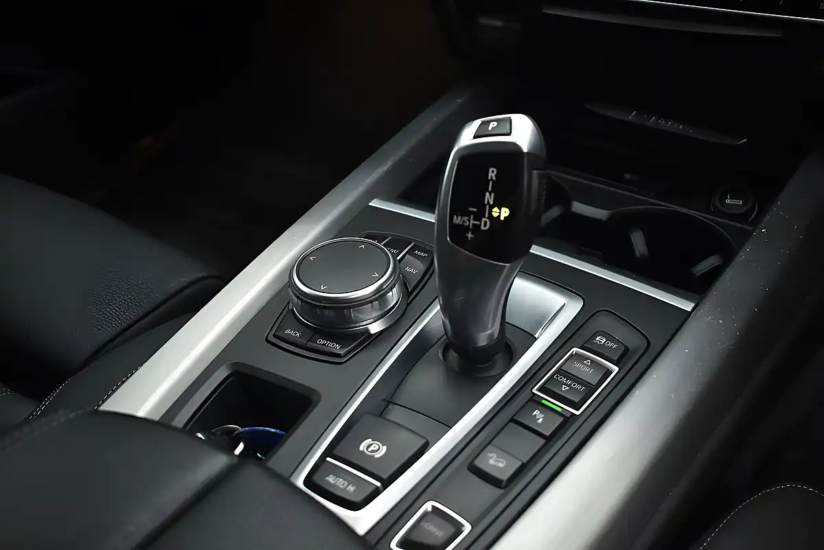 Used 2018 BMW X5 M Sport Space Grey - Interior and Exterior details 19