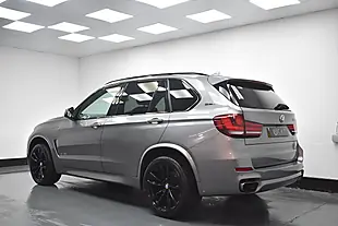 Used 2018 BMW X5 M Sport Space Grey - Interior and Exterior details 4