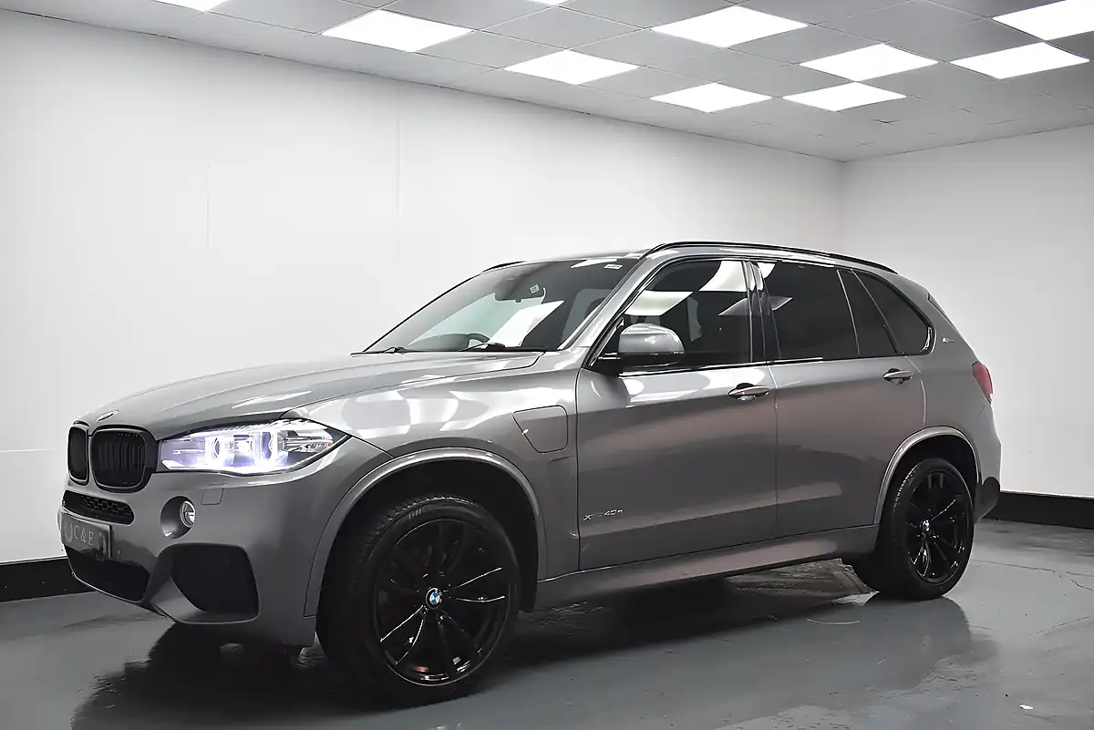 Used 2018 BMW X5 M Sport Space Grey - Interior and Exterior details 5