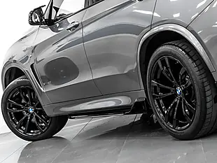 Used 2018 BMW X5 M Sport Space Grey - Interior and Exterior details 10