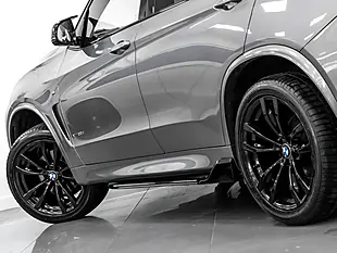 Used 2018 BMW X5 M Sport Space Grey - Interior and Exterior details 10