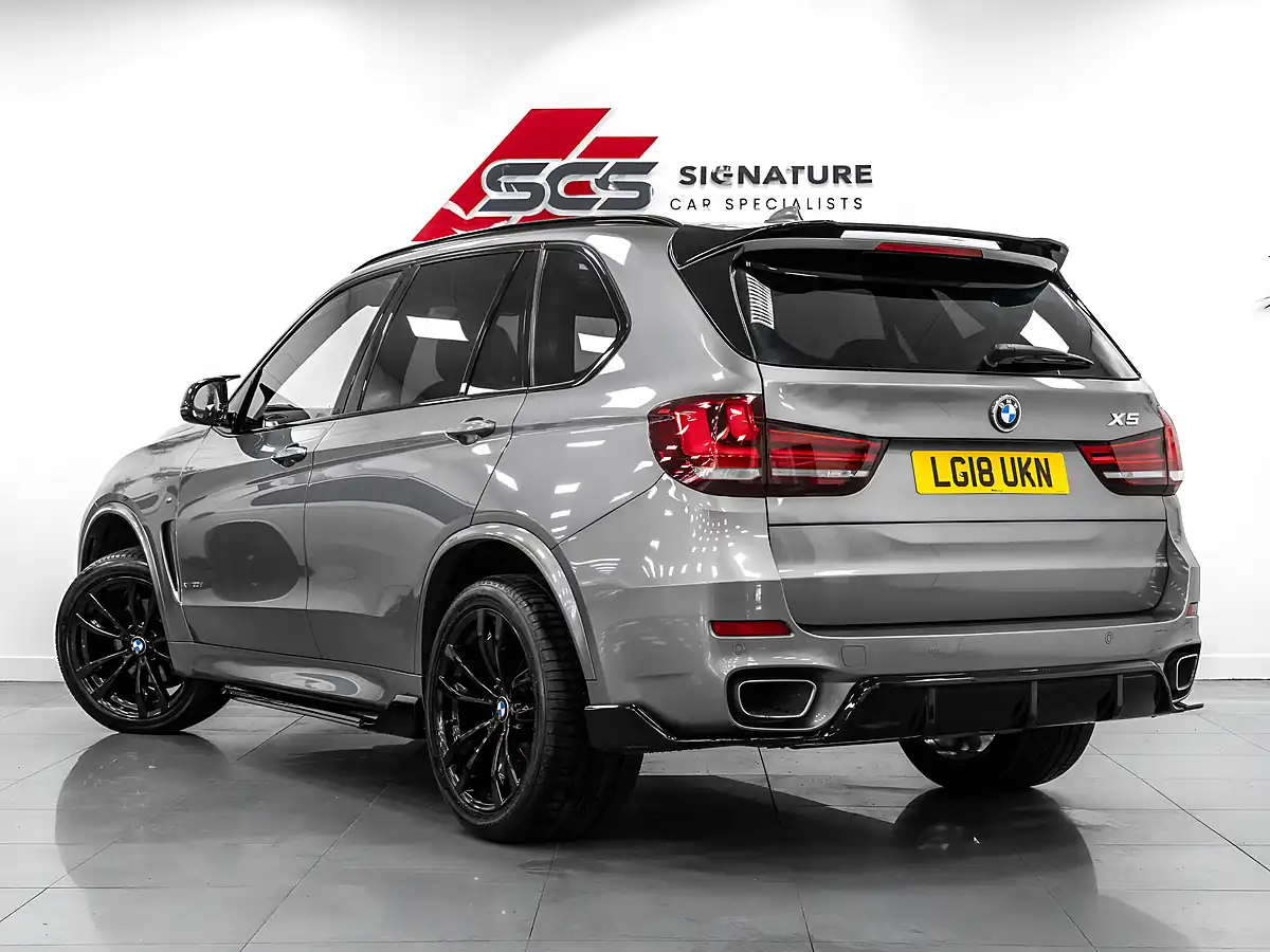 Used 2018 BMW X5 M Sport Space Grey - Interior and Exterior details 4