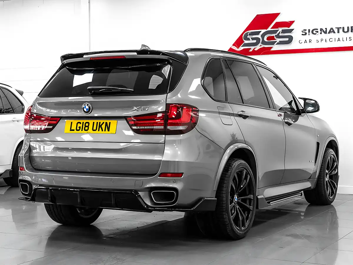 Used 2018 BMW X5 M Sport Space Grey - Interior and Exterior details 5