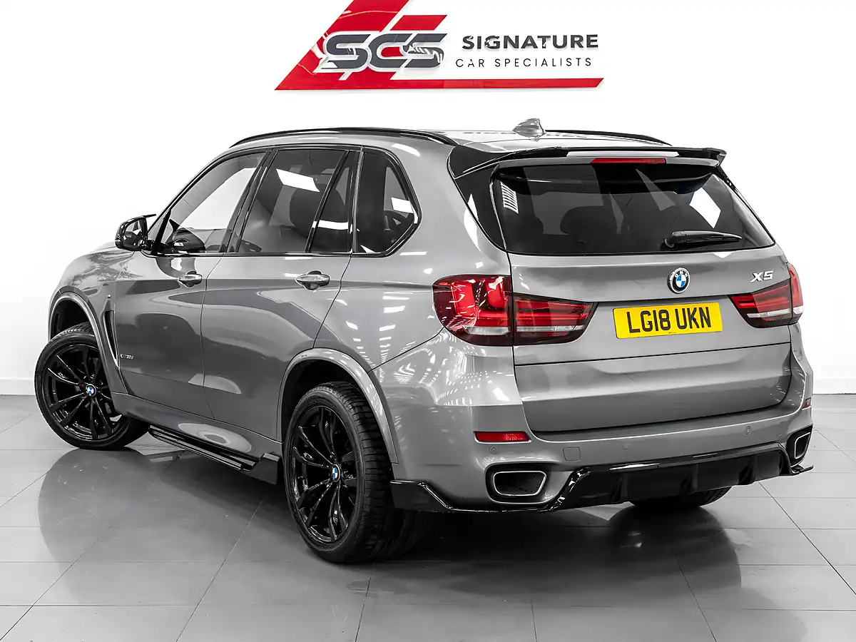 Used 2018 BMW X5 M Sport Space Grey - Interior and Exterior details 9