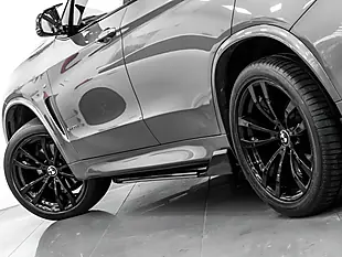 Used 2018 BMW X5 M Sport Space Grey - Interior and Exterior details 10