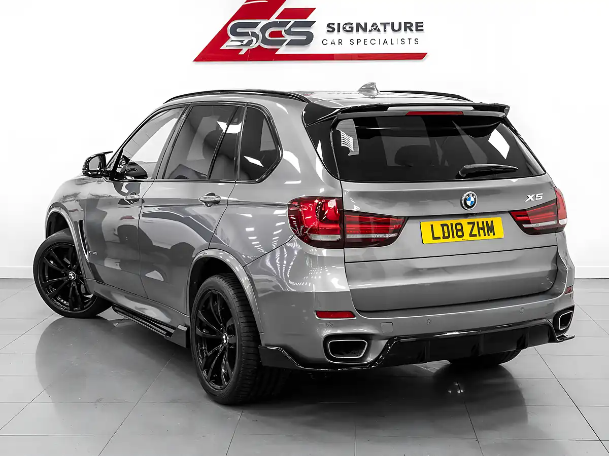 Used 2018 BMW X5 M Sport Space Grey - Interior and Exterior details 9