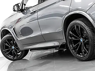 Used 2018 BMW X5 M Sport Space Grey - Interior and Exterior details 10