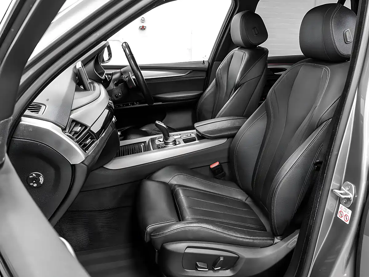 Used 2018 BMW X5 M Sport Space Grey - Interior and Exterior details 13