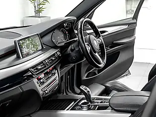 Used 2018 BMW X5 M Sport Space Grey - Interior and Exterior details 16