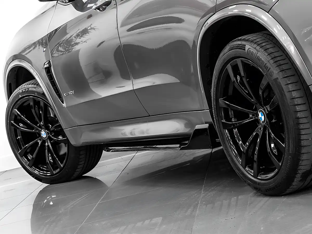 Used 2018 BMW X5 M Sport Space Grey Metallic - Interior and Exterior details 13