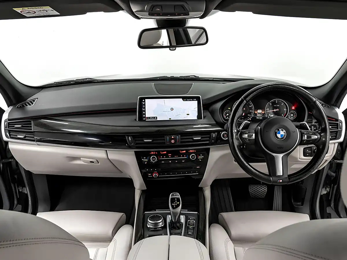 Used 2018 BMW X5 M Sport Space Grey Metallic - Interior and Exterior details 17