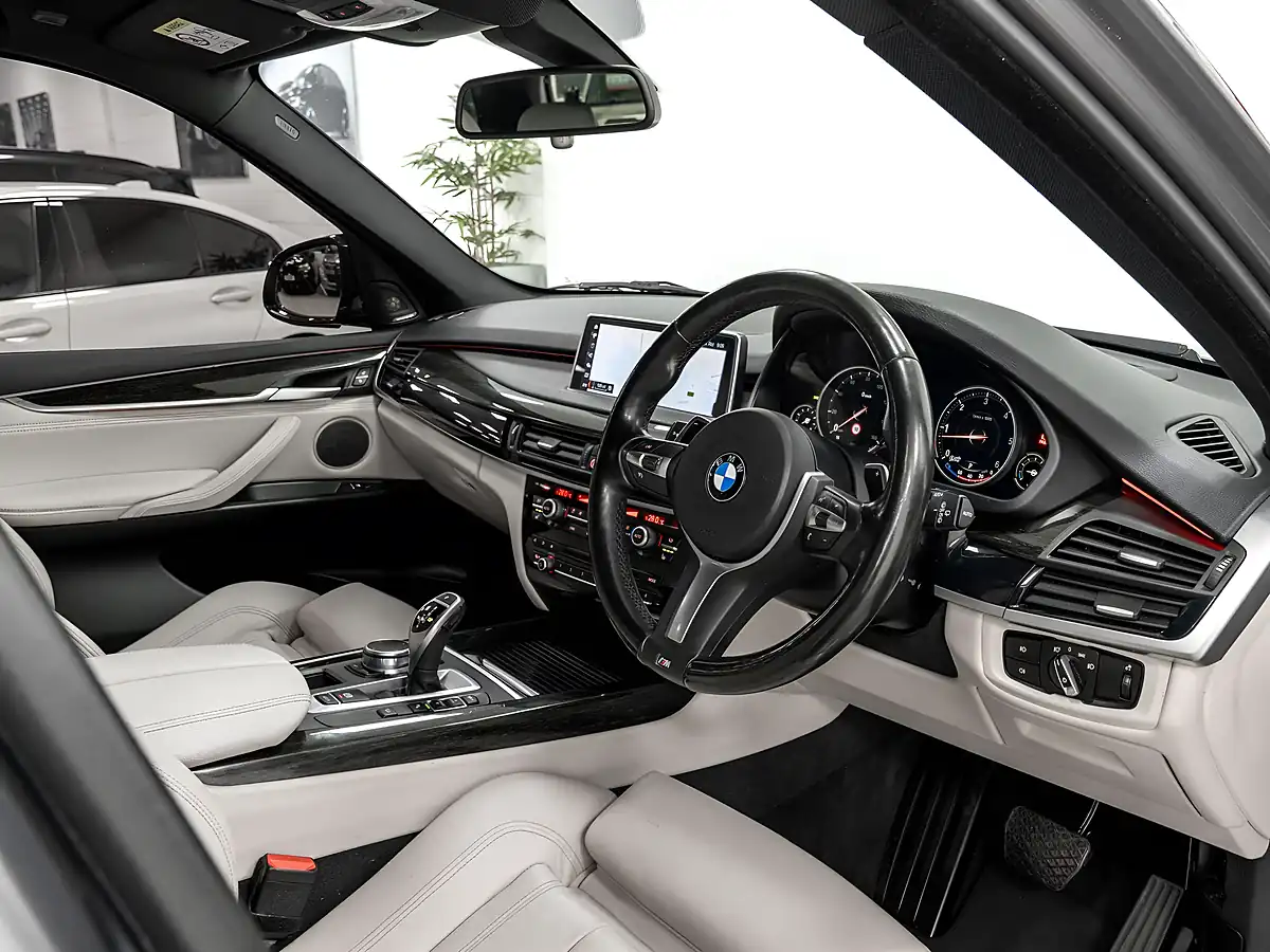 Used 2018 BMW X5 M Sport Space Grey Metallic - Interior and Exterior details 18