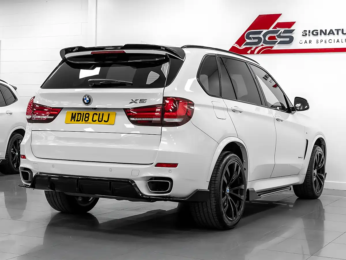 Used 2018 BMW X5 M Sport White - Interior and Exterior details 5