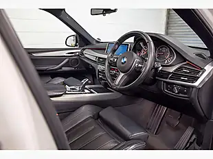 Used 2018 BMW X5 M Sport White - Interior and Exterior details 10