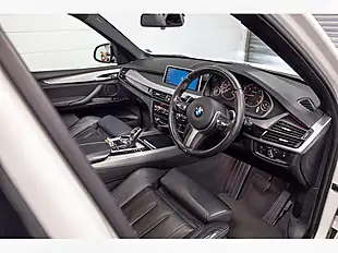 Used 2018 BMW X5 M Sport White - Interior and Exterior details 9