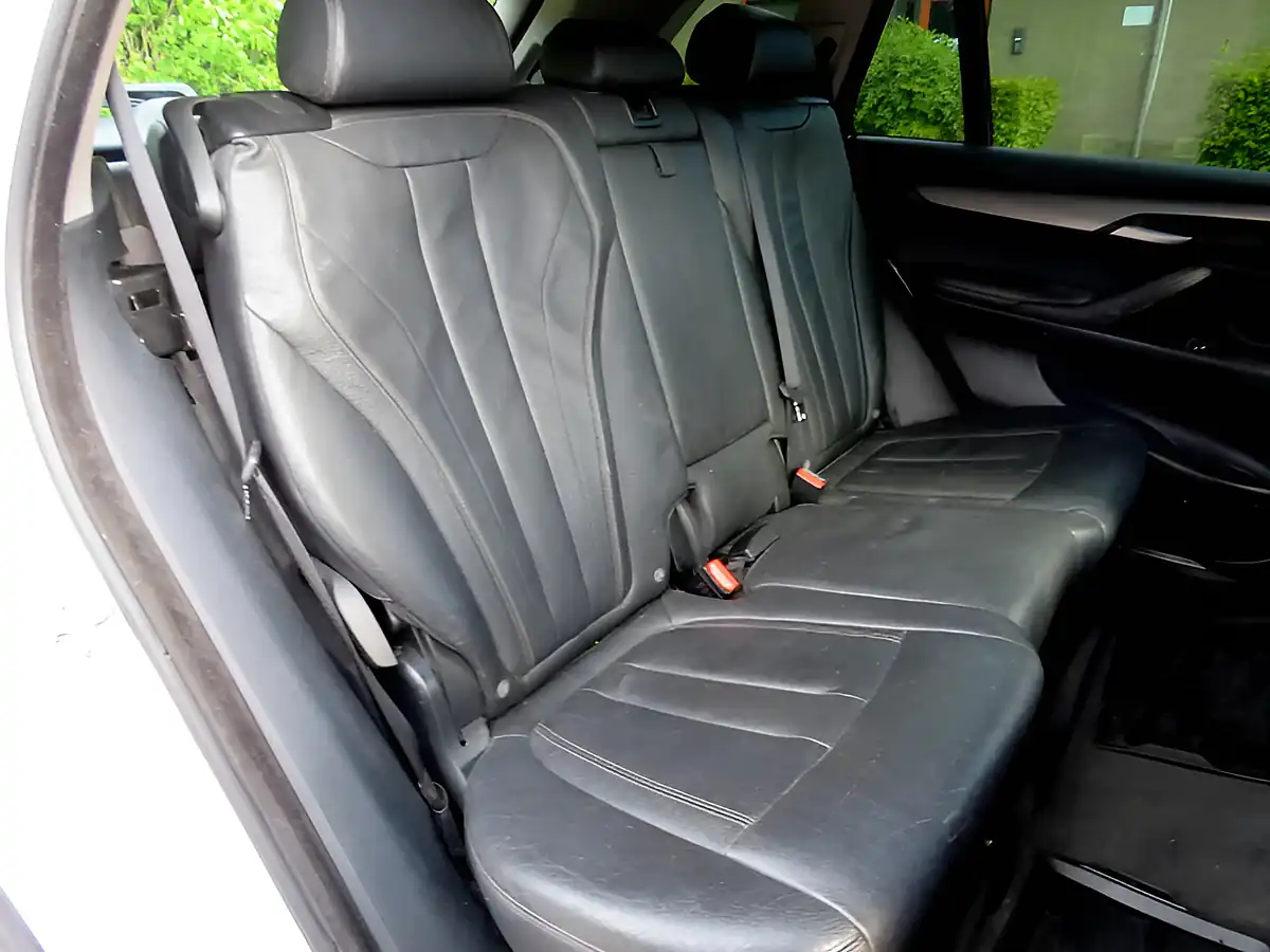 Used 2018 BMW X5 Se White - Interior and Exterior details 12