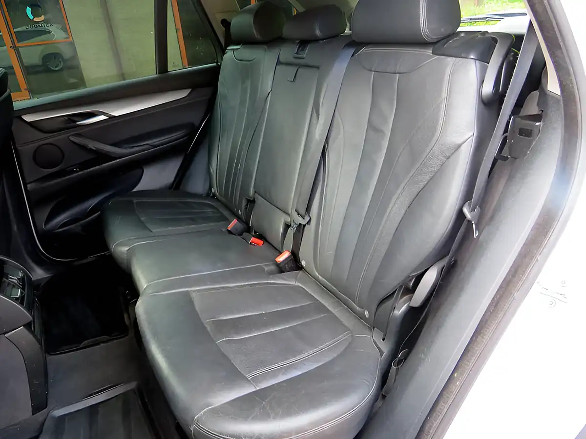 Used 2018 BMW X5 Se White - Interior and Exterior details 16