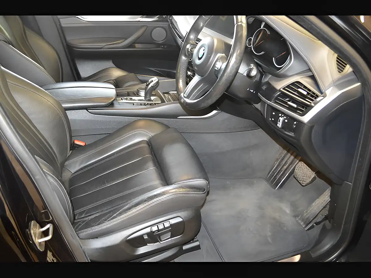 Used 2018 BMW X6 M Sport Black Sapphire - Interior and Exterior details 10