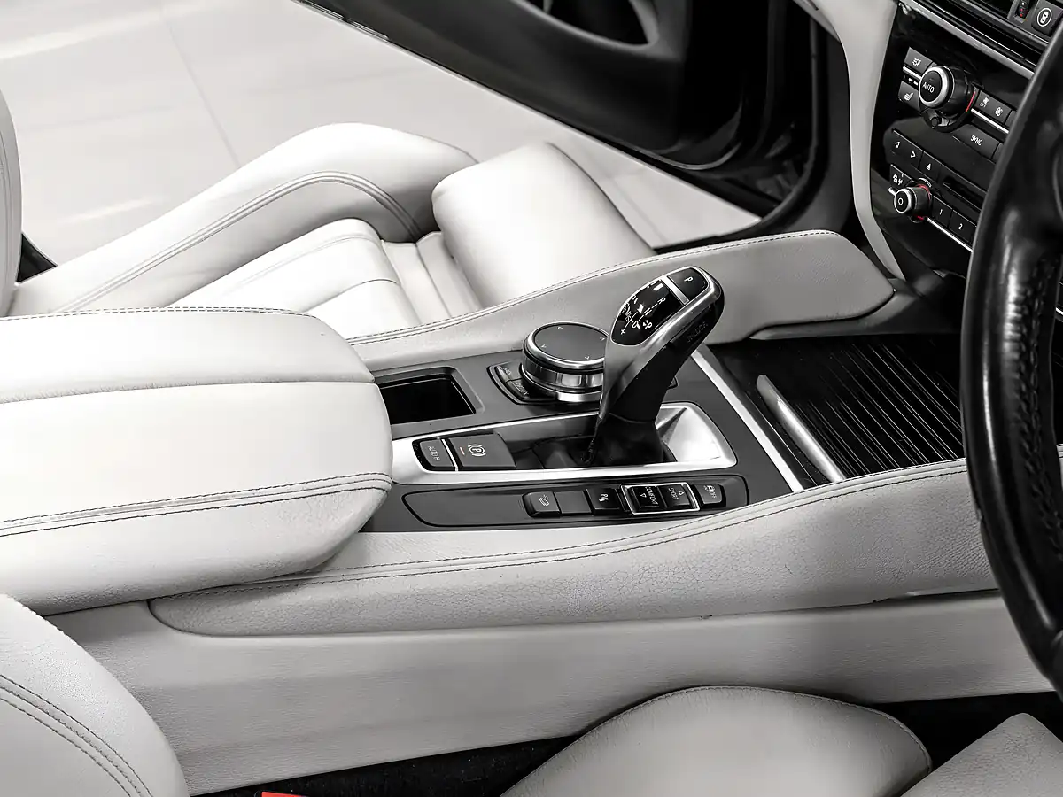 Used 2018 BMW X6 M Sport Black Sapphire Metallic - Interior and Exterior details 17