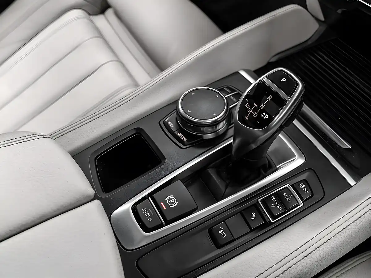 Used 2018 BMW X6 M Sport Black Sapphire Metallic - Interior and Exterior details 18