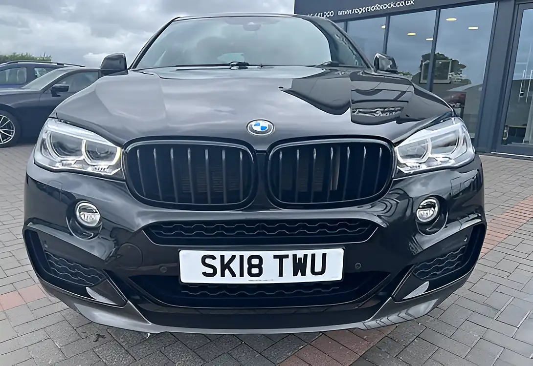 Used 2018 BMW X6 M Sport Sapphire Black - Interior and Exterior details 7