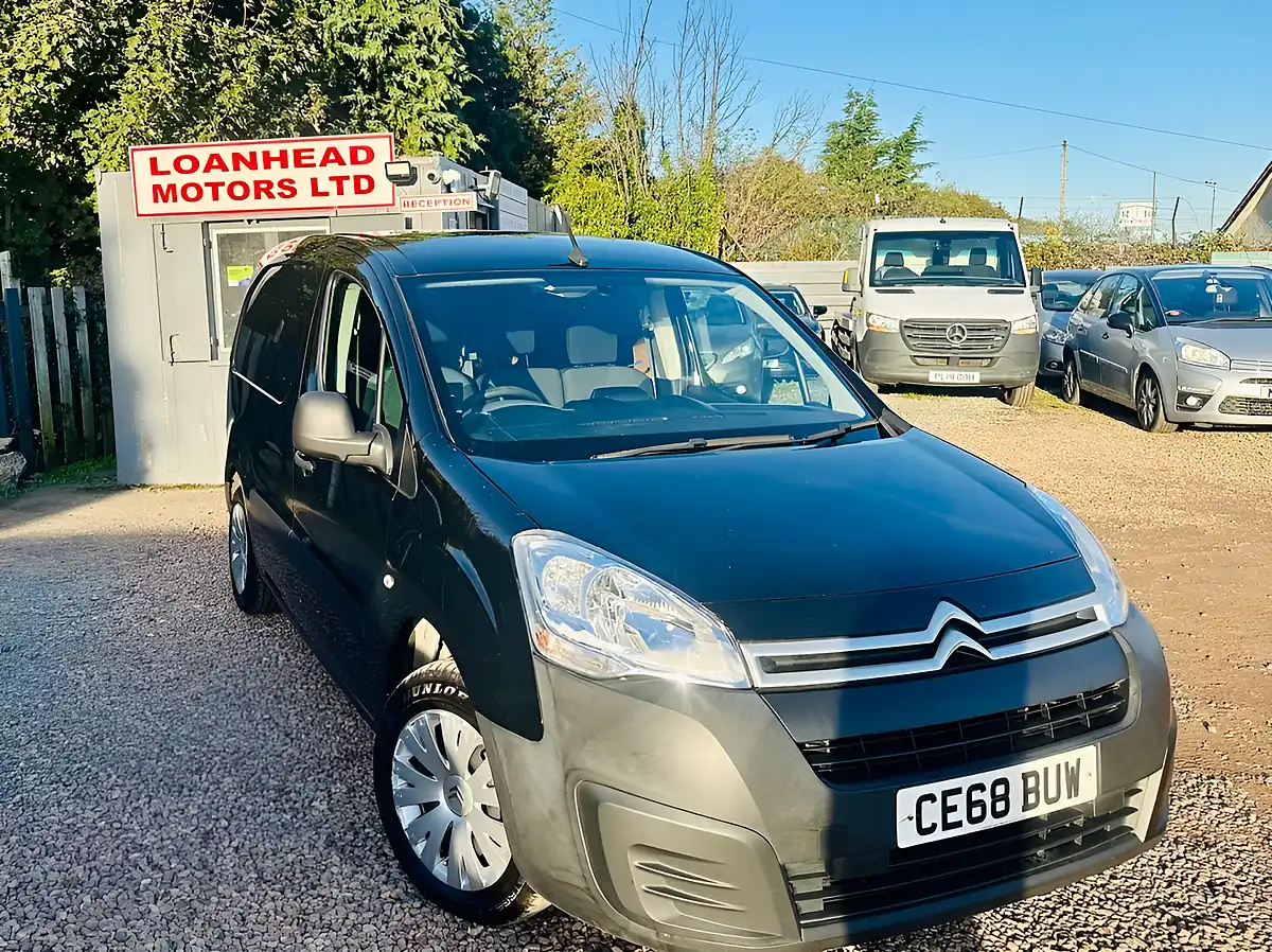 Used 2018 Citroen Berlingo 625 Enterprise Black - Front View