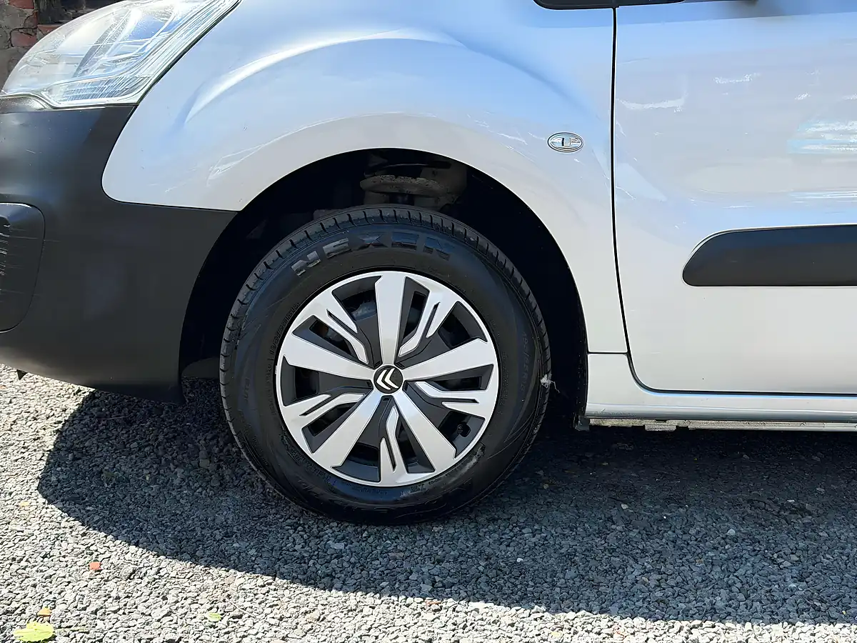 Used 2018 Citroen Berlingo 625 Enterprise Blue Silver - Interior and Exterior details 20