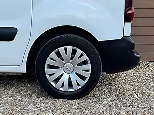 Used 2018 Citroen Berlingo 625 Enterprise Blue White - Interior and Exterior details 13