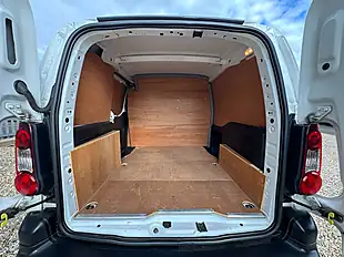 Used 2018 Citroen Berlingo 625 Enterprise Blue White - Interior and Exterior details 6