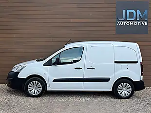 Used 2018 Citroen Berlingo 625 Enterprise Blue White - Interior and Exterior details 8