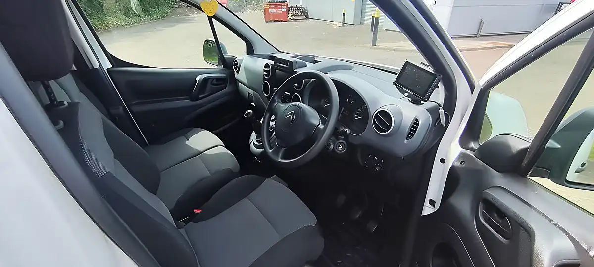 Used 2018 Citroen Berlingo 625 Enterprise Panel Van White - Interior and Exterior details 9